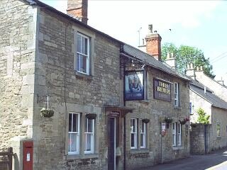 Three Brewers: half way up, or down, Priory Street.